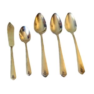 William Rogers Stainless Steele Triple Chevron Southwestern Pattern Serving Pcs.